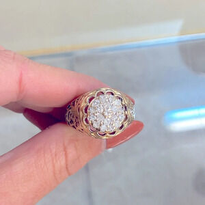 440052 14k yg Diamond ring